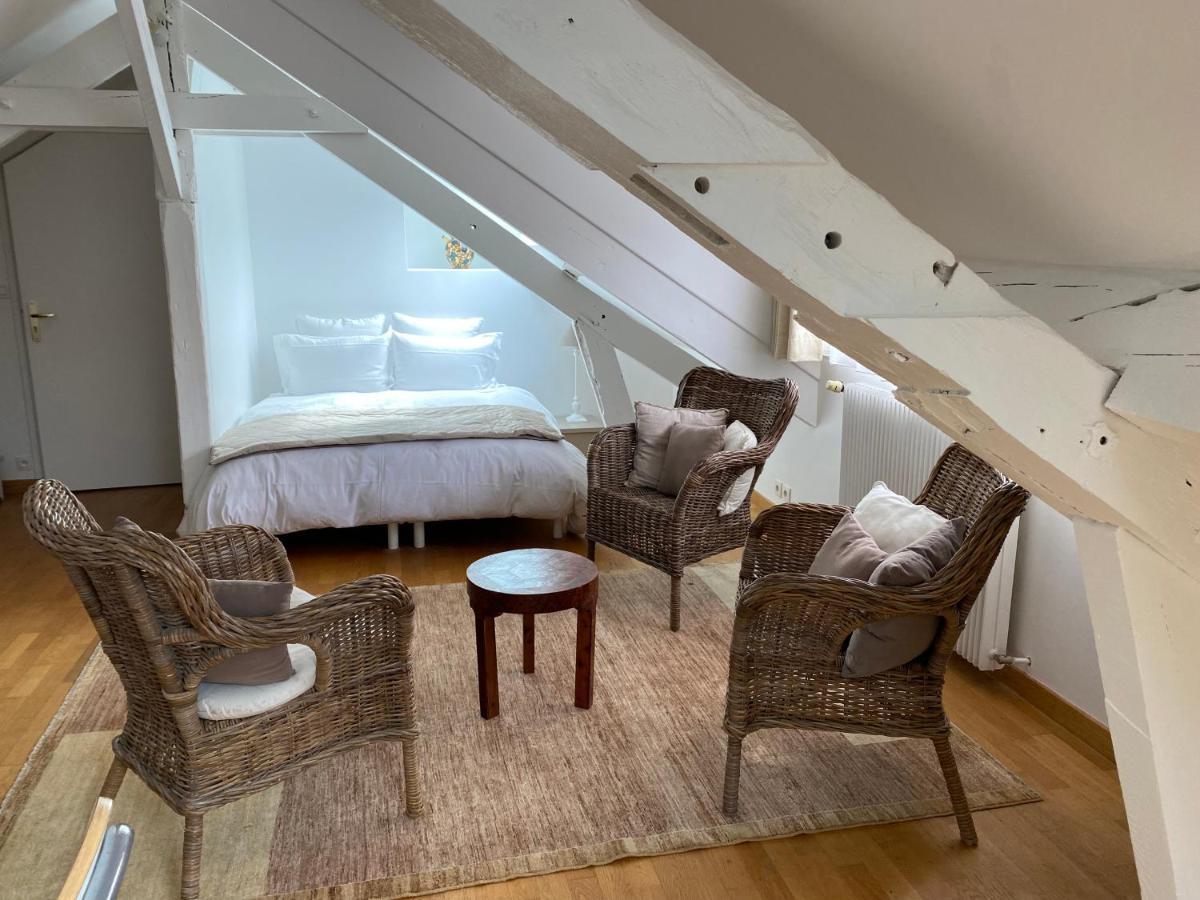 Hotel La Thebauderie Montfort-lʼAmaury Esterno foto