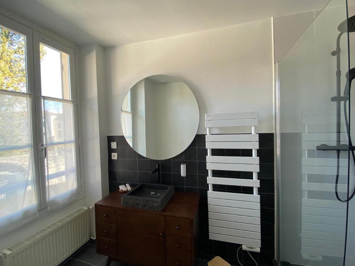 Hotel La Thebauderie Montfort-lʼAmaury Esterno foto