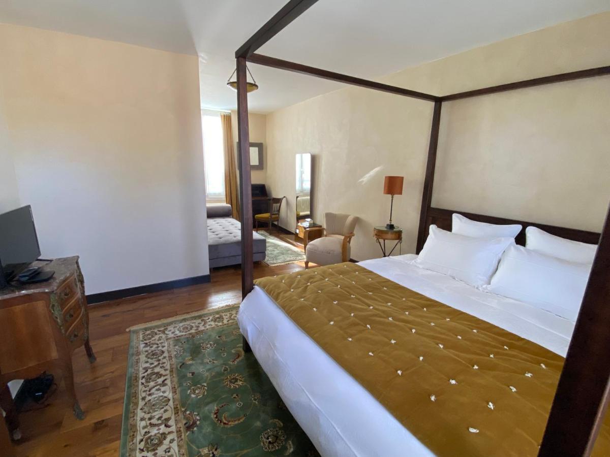 Hotel La Thebauderie Montfort-lʼAmaury Esterno foto