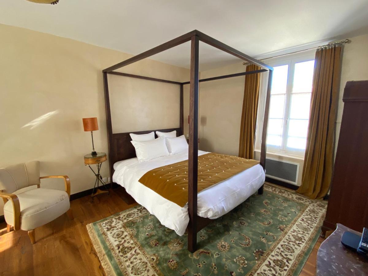 Hotel La Thebauderie Montfort-lʼAmaury Esterno foto