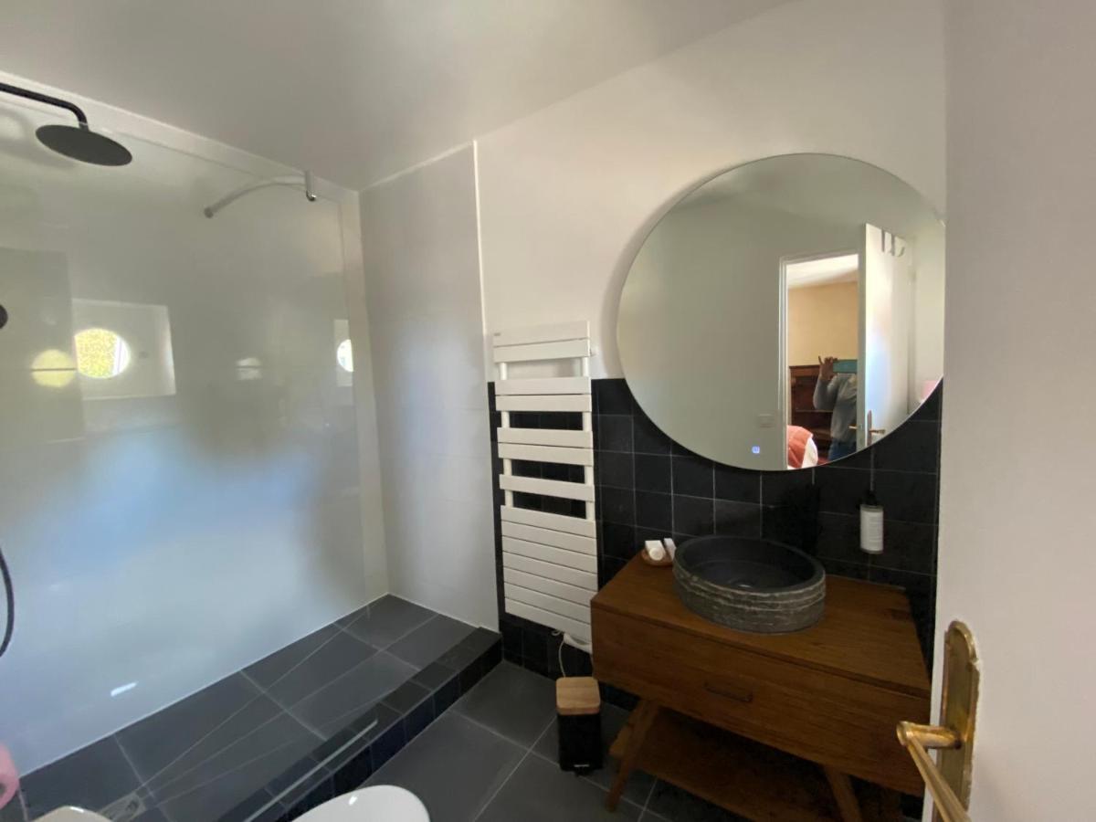 Hotel La Thebauderie Montfort-lʼAmaury Esterno foto